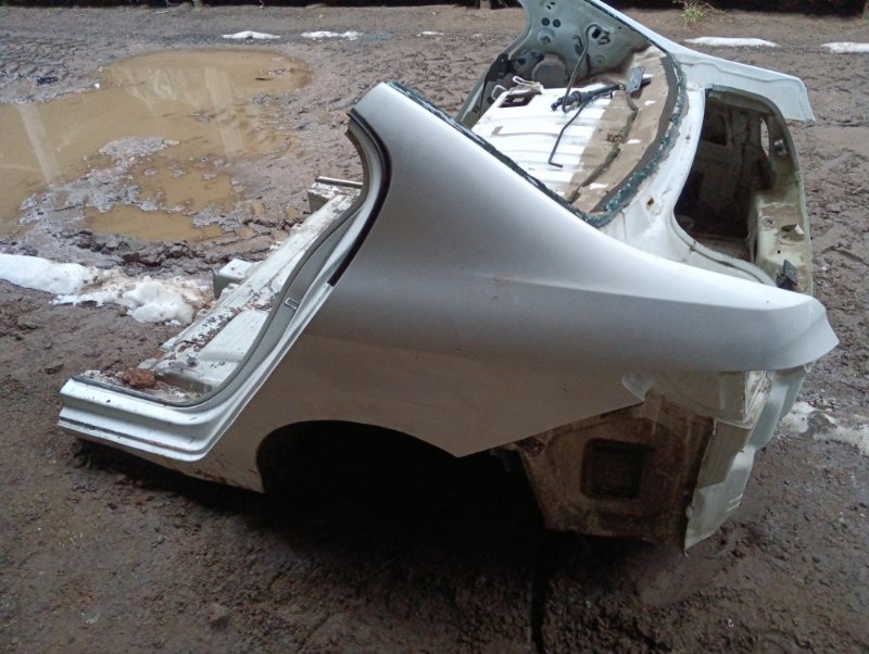 Крыло заднее левое