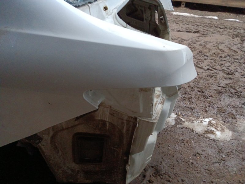 Крыло заднее левое