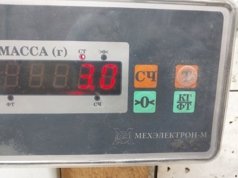 Стекло двери задней правой