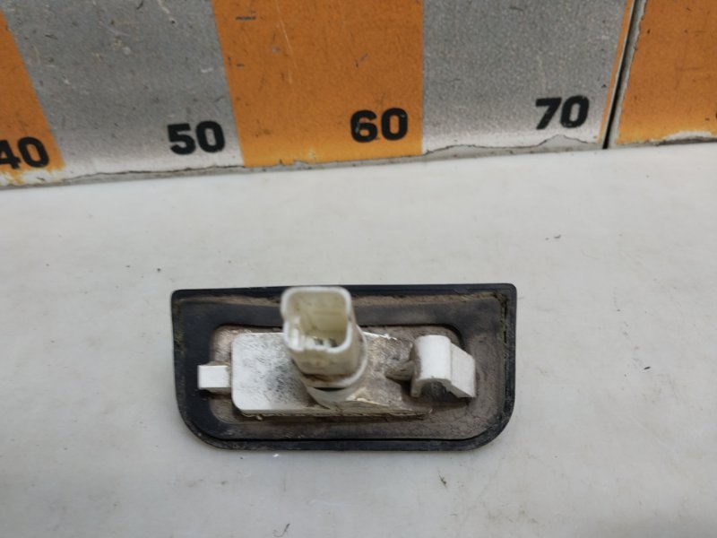 Фонарь подсветки номера