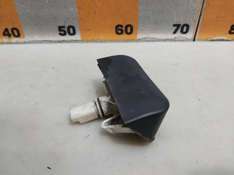 Фонарь подсветки номера