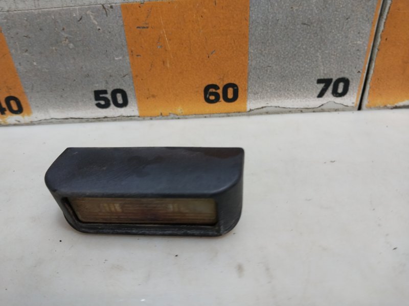 Фонарь подсветки номера