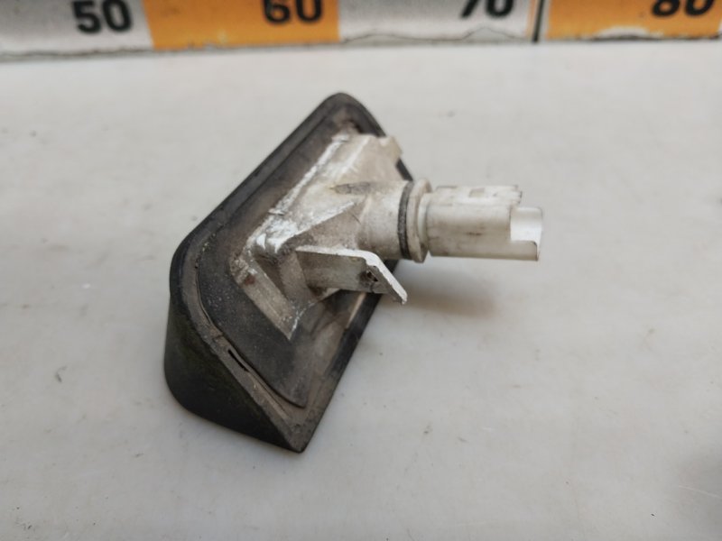 Фонарь подсветки номера