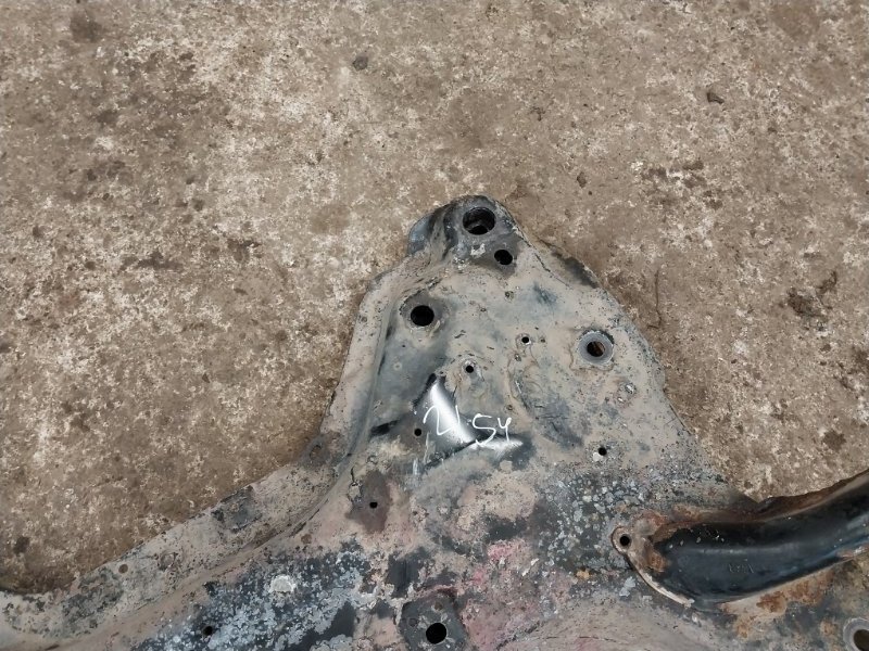 Балка подмоторная