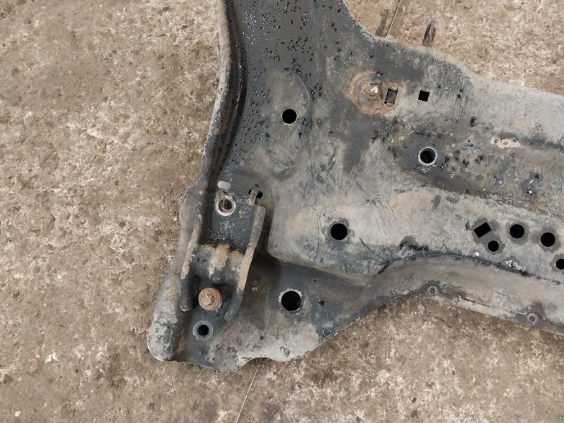 Балка подмоторная