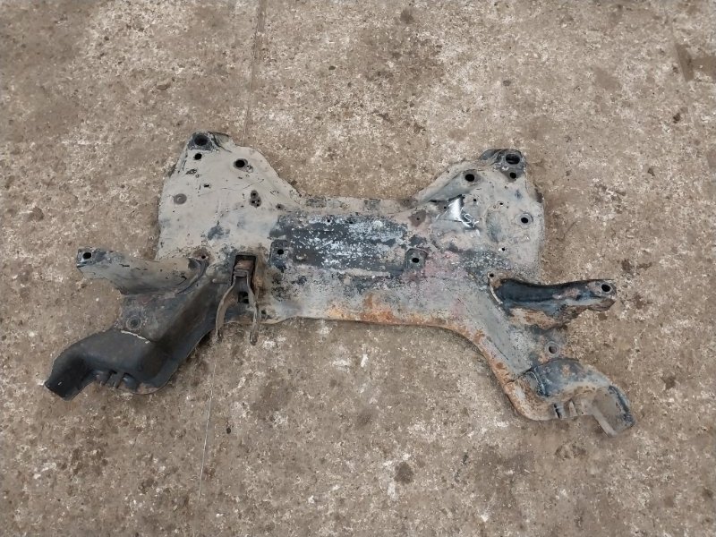 Балка подмоторная