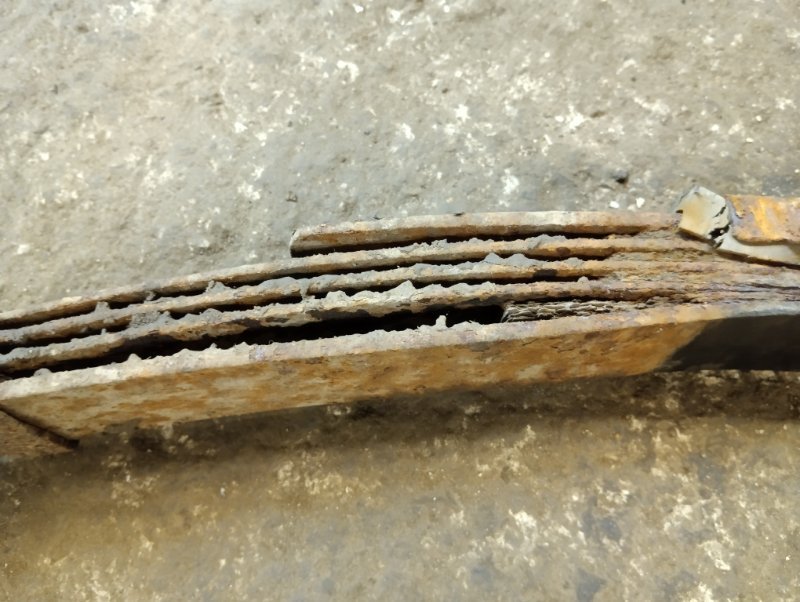 Рессора задняя