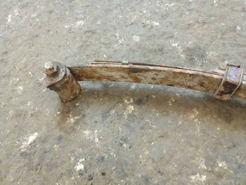 Рессора задняя