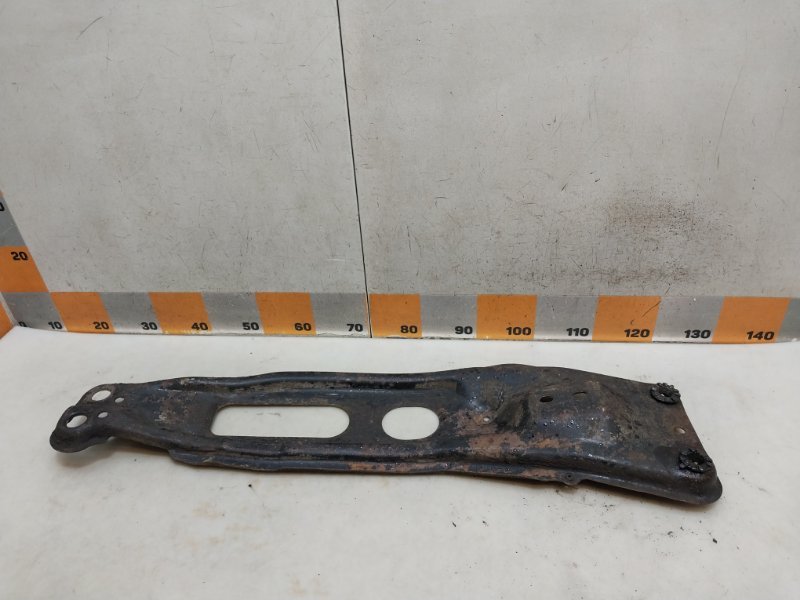 Балка передняя продольная