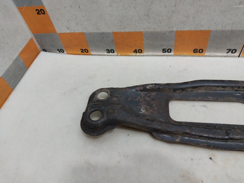 Балка передняя продольная