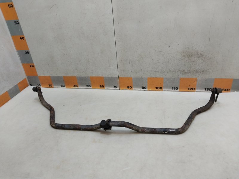 Стабилизатор передний