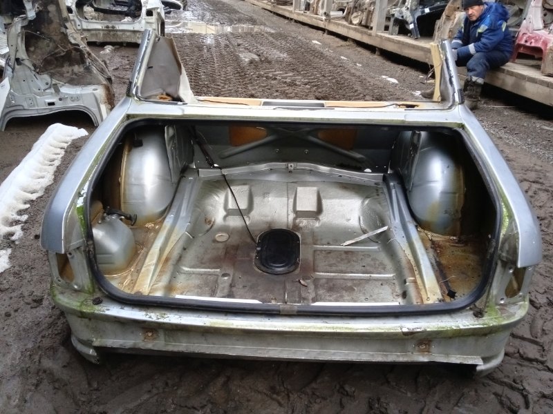 Кузовной элемент