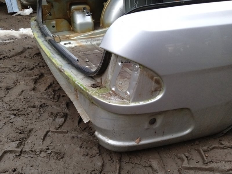 Крыло заднее правое