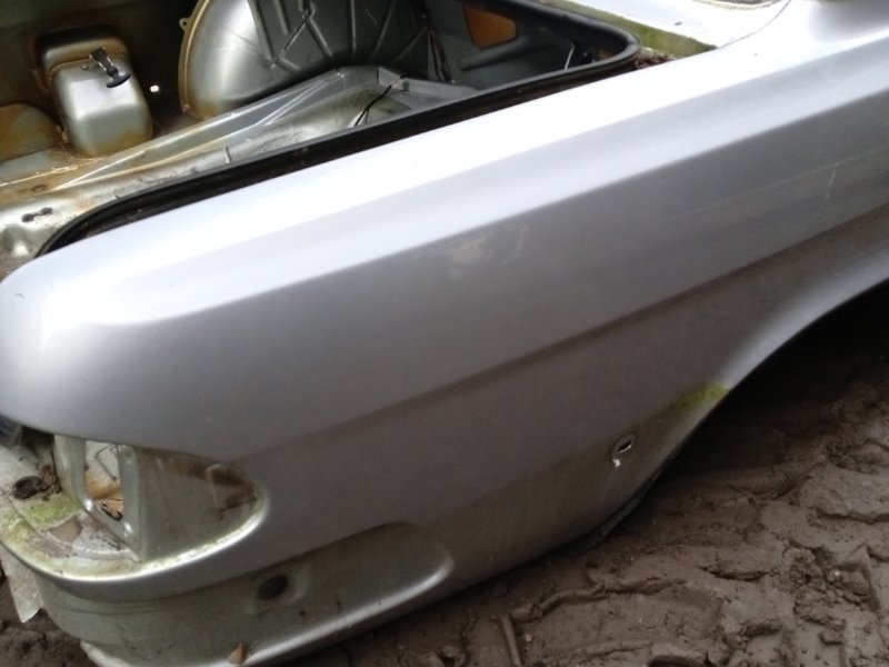 Крыло заднее правое