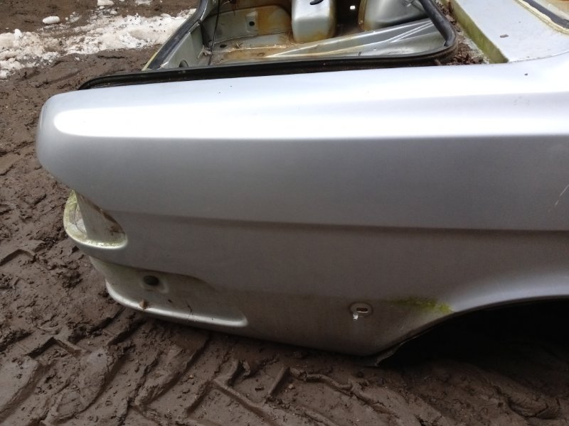 Крыло заднее правое