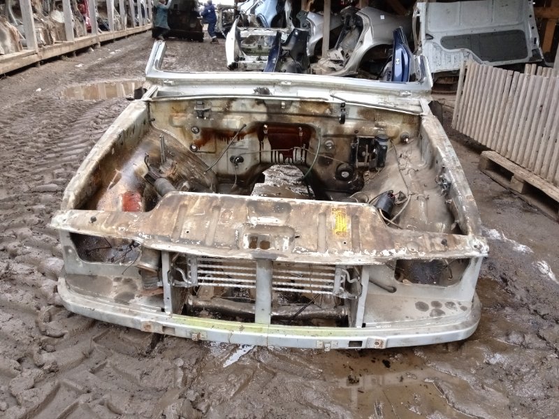 Кузовной элемент