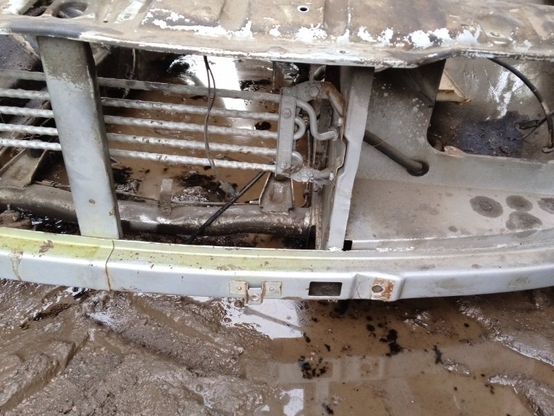 Лонжерон передний левый