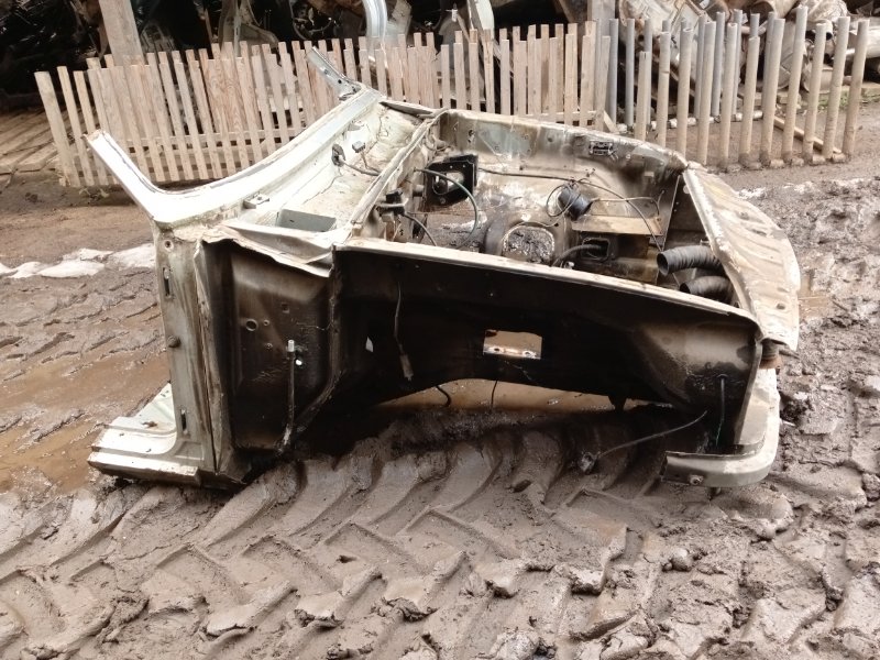 Лонжерон передний правый