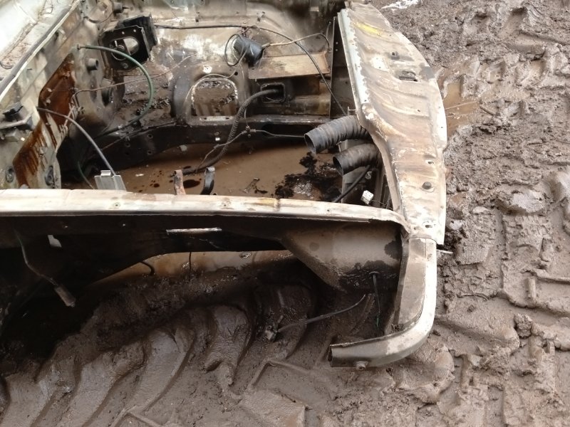 Лонжерон передний правый