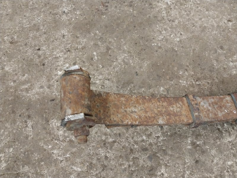 Рессора задняя