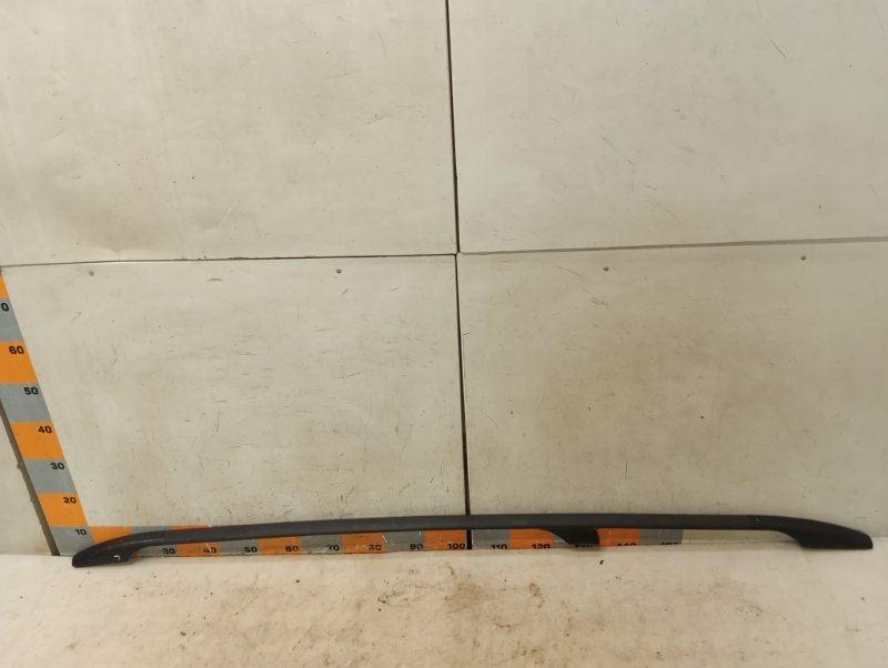 Рейлинг (релинг) левый (планка на крышу)