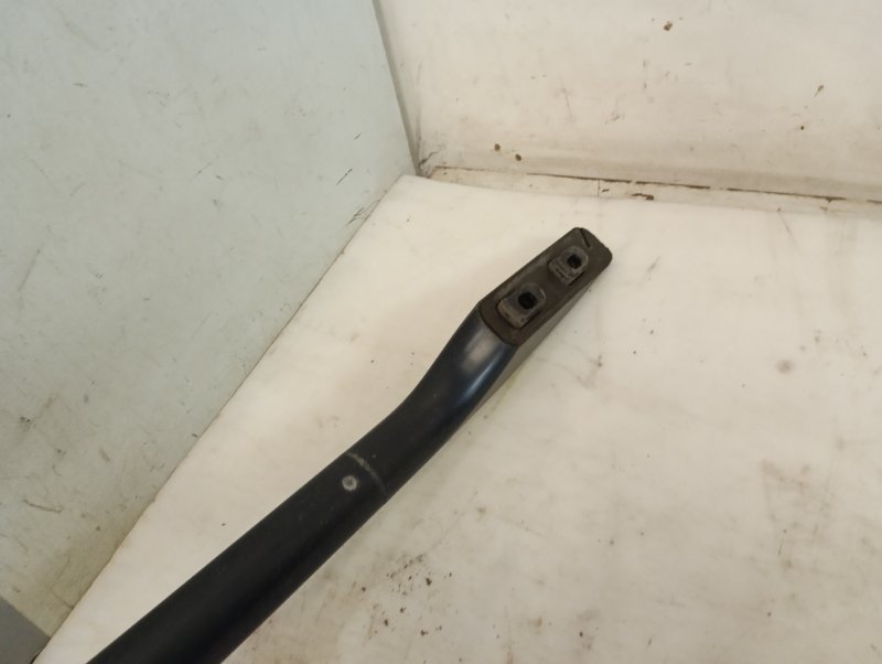 Рейлинг (релинг) левый (планка на крышу)