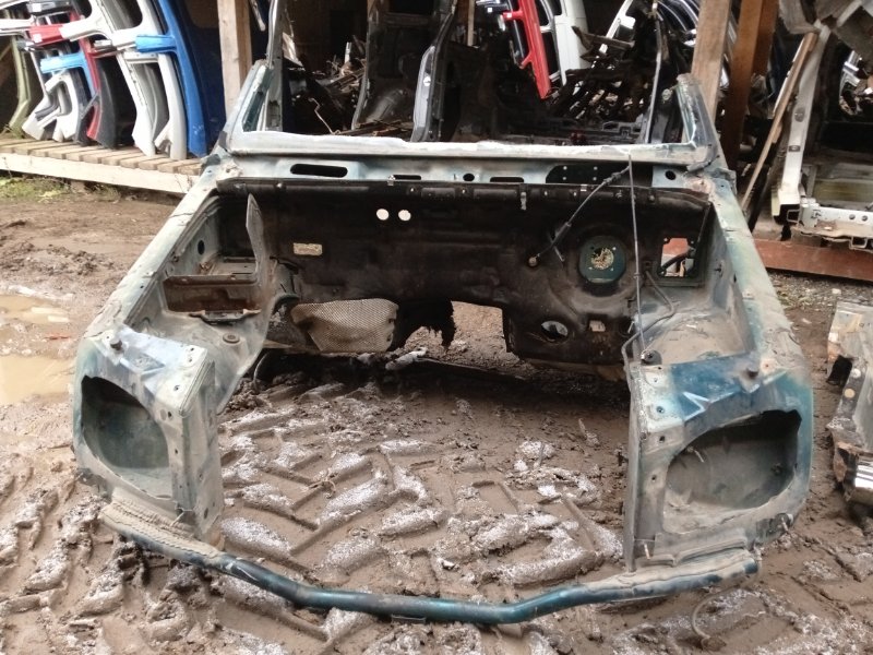 Кузовной элемент