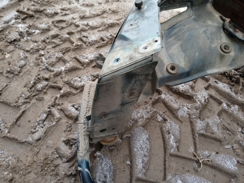 Лонжерон передний правый