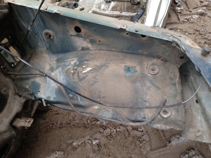 Лонжерон передний левый