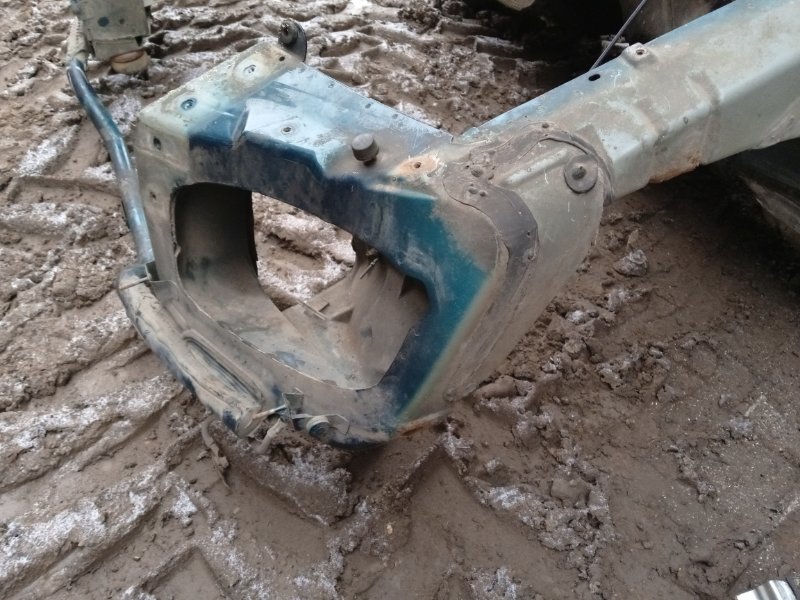 Лонжерон передний левый