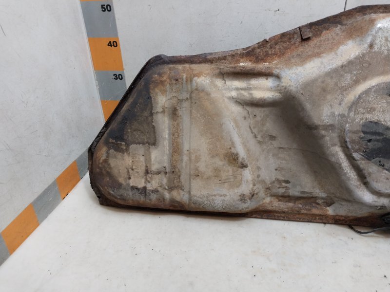 Бак топливный