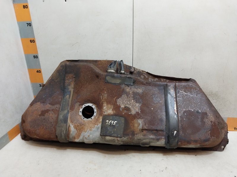 Бак топливный