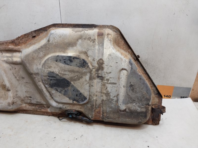 Бак топливный