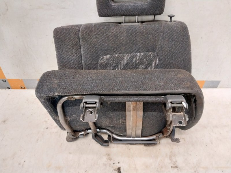 Сиденье салонное