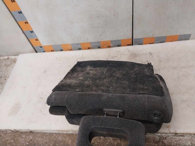 Сиденье салонное