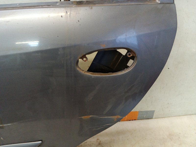 Дверь задняя левая