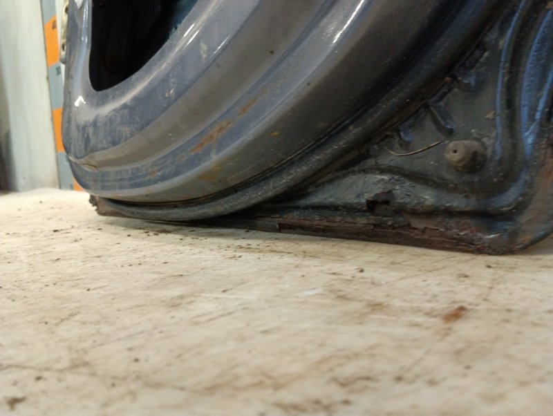 Дверь задняя правая