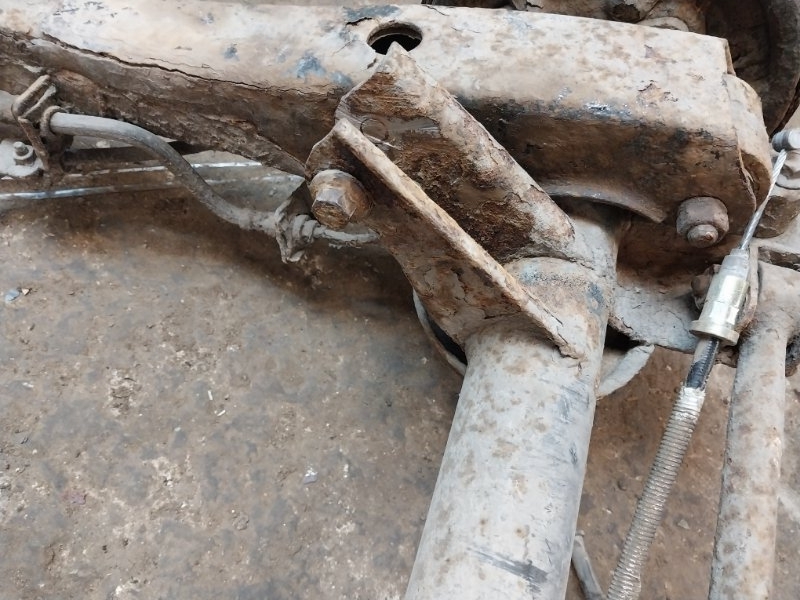 Балка задняя