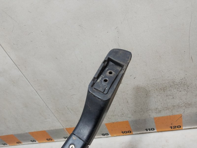 Рейлинг (релинг) правый (планка на крышу)