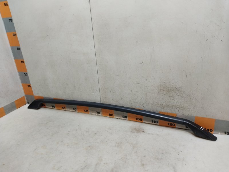 Рейлинг (релинг) правый (планка на крышу)