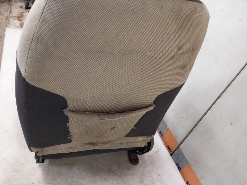 Сиденье переднее правое