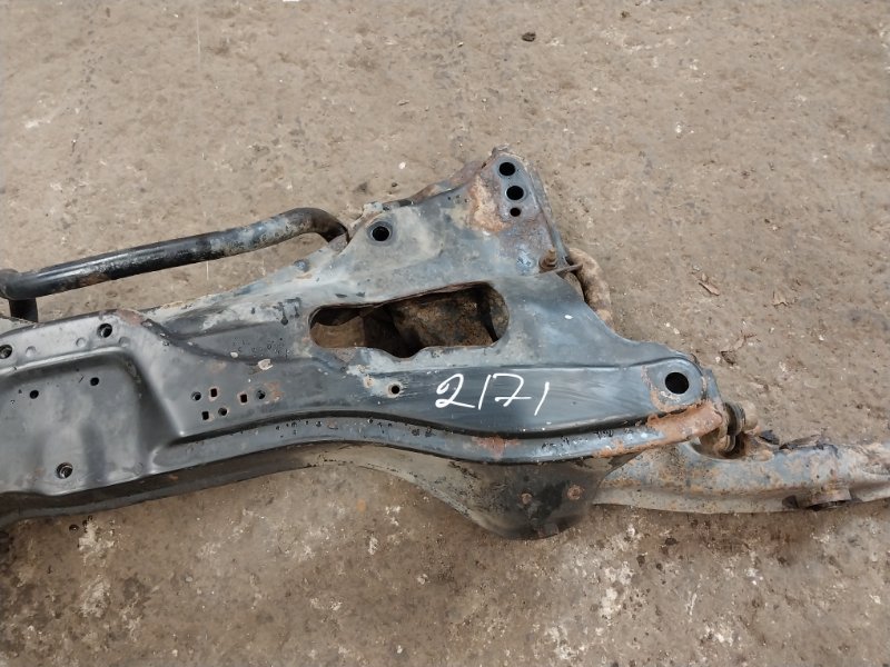 Балка подмоторная