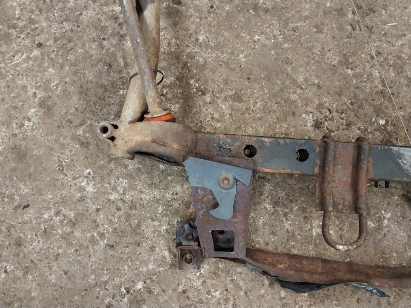 Балка подмоторная