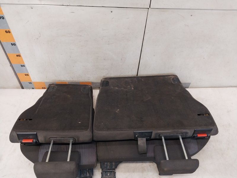 Сиденье салонное