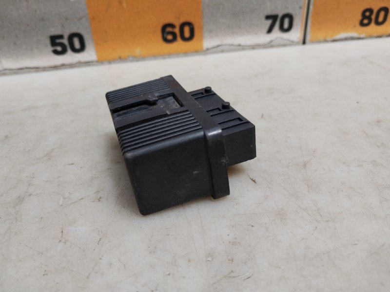 Реле топливного насоса