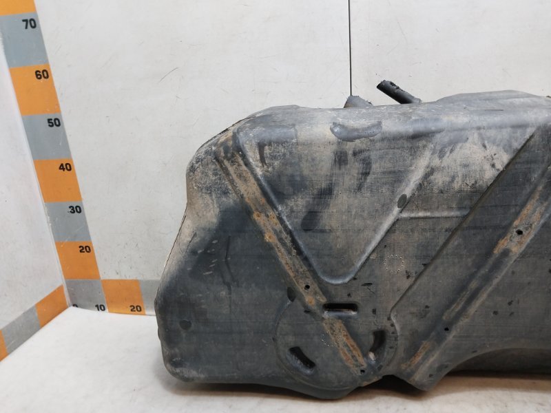 Бак топливный