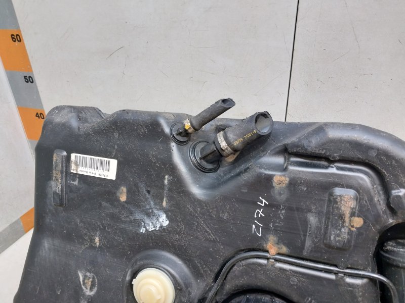 Бак топливный