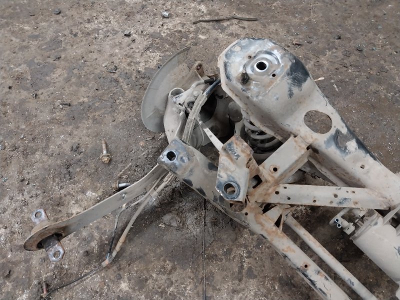 Балка задняя