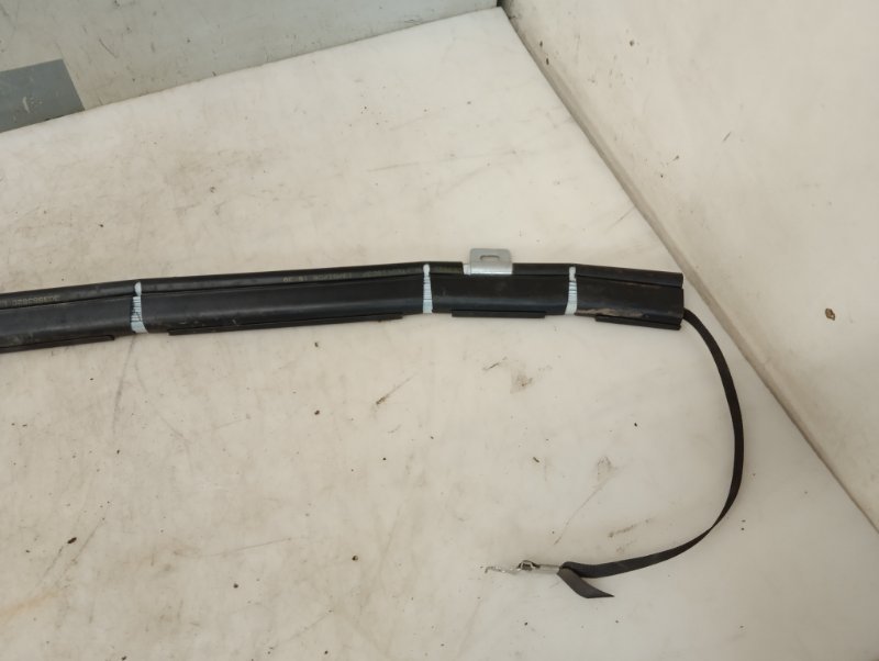 Подушка безопасности боковая (шторка)