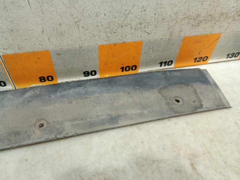 Накладка заднего бампера